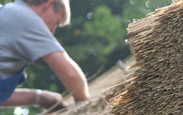 professional Aldborough Hatch thatchers